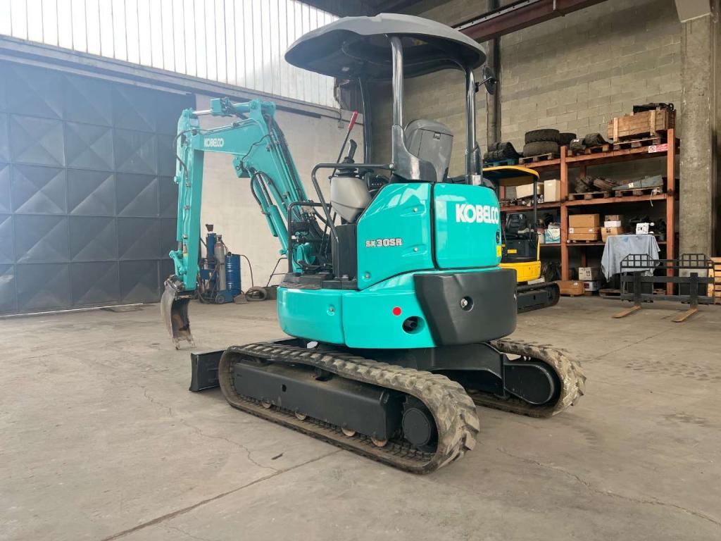 Kobelco SK30SR-6E Photo 2