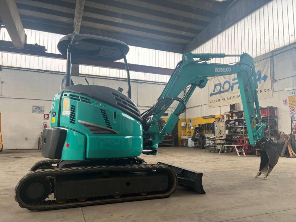 Kobelco SK30SR-6E Photo 4