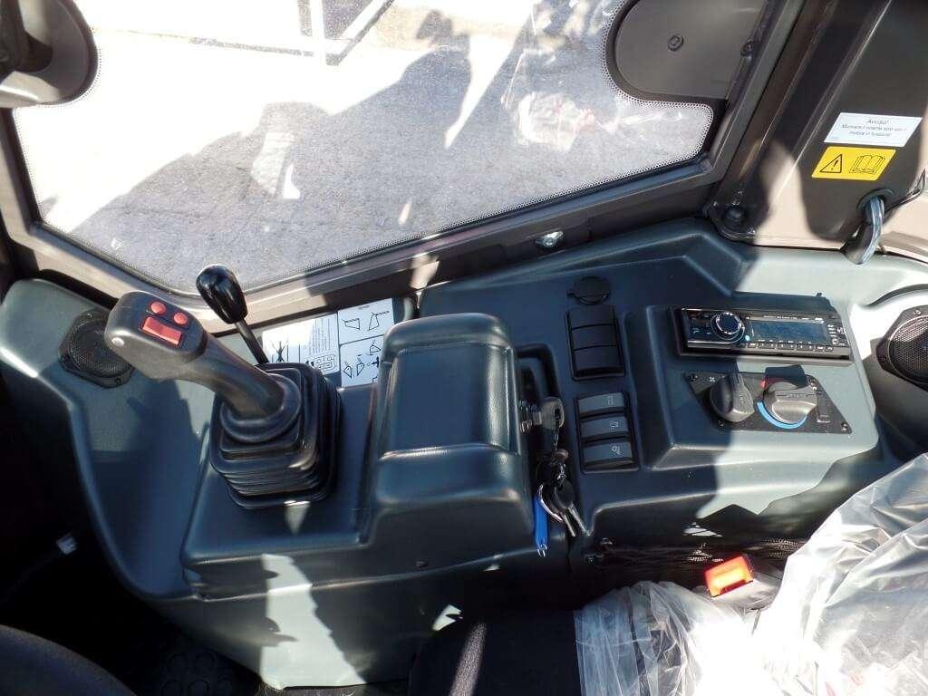 Hitachi ZW75-6 Photo 3
