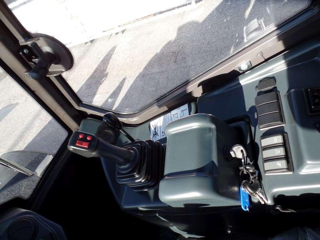 Hitachi ZW75-6 Photo 4