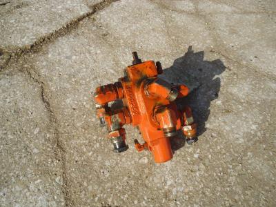 Valve for hydraulic system hammer for Fiat Hitachi EX215 sold by OLM 90 Srl