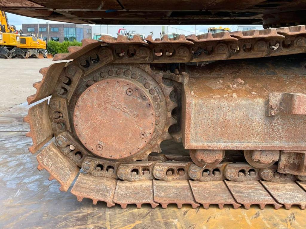 Doosan DX300LC-5 Photo 15