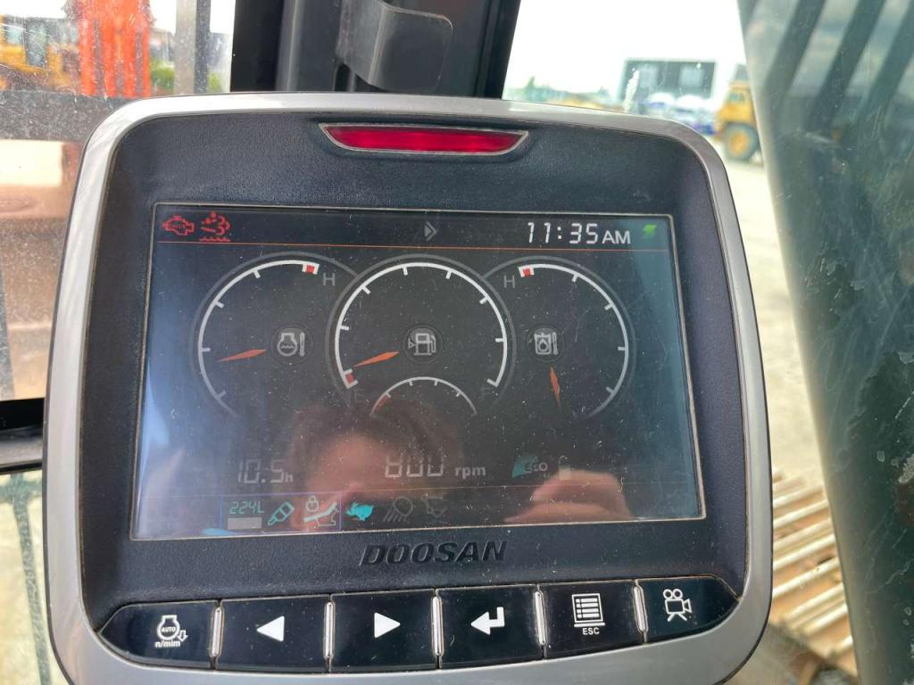 Doosan DX300LC-5 Photo 22
