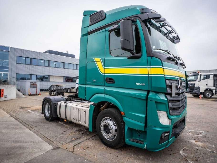 Mercedes-Benz ACTROS 1845 LS Photo 2