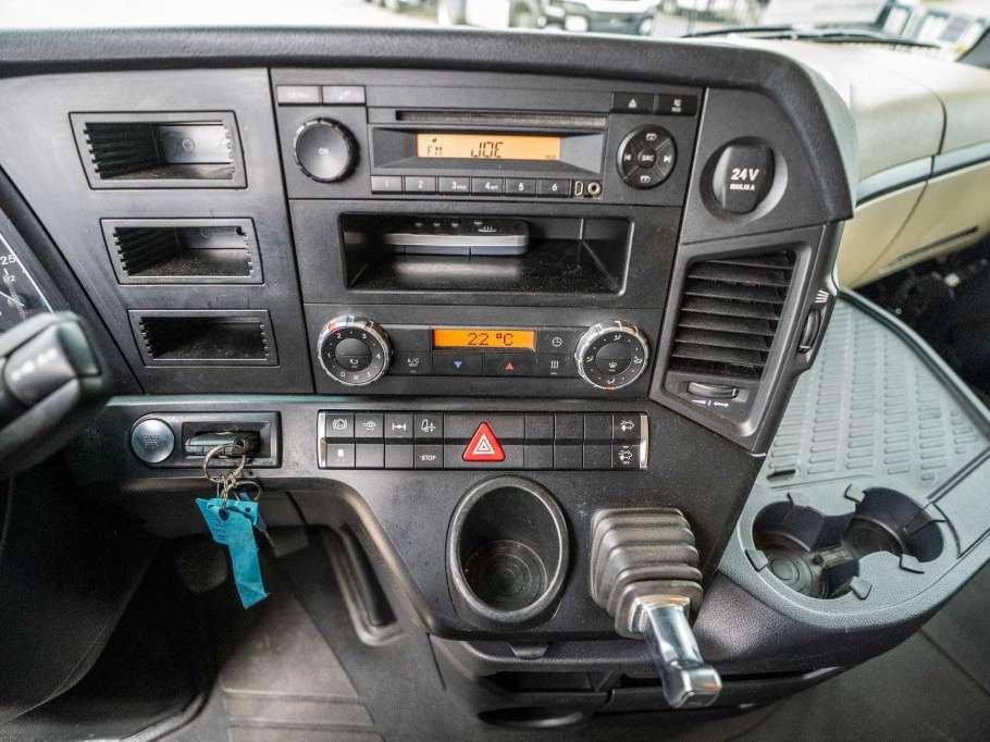 Mercedes-Benz ACTROS 1845 LS Photo 9