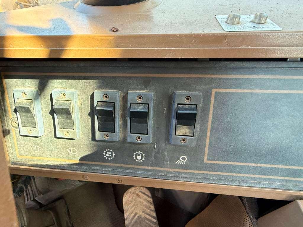 CAT 936F - Automatic Greasing / Airco Photo 12