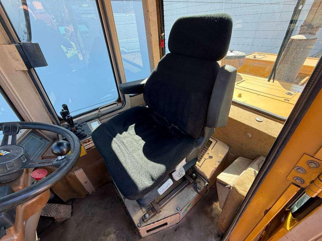Caterpillar 936F - Automatic Greasing / Airco Photo 8