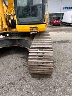 Komatsu PC240NLC-10 Photo 5