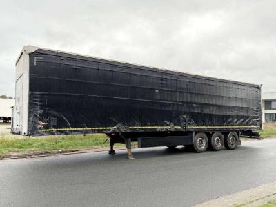 Schmitz Cargobull SCB*S3T Drankentrailer / 3 Axles / Speed Curtain sold by Boss Machinery
