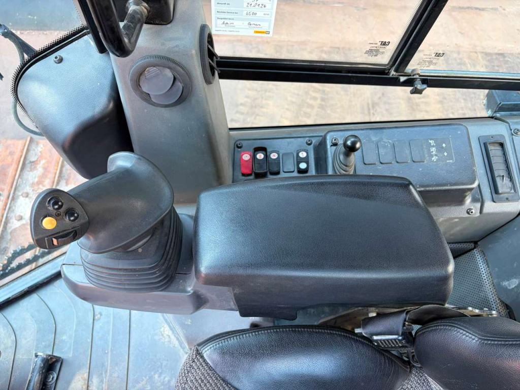 Caterpillar D4 LGP 15A (D6K / D6K2) Photo 29