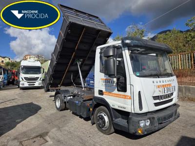Iveco EUROCARGO CUBE 80E22P sold by Procida Macchine S.r.l.