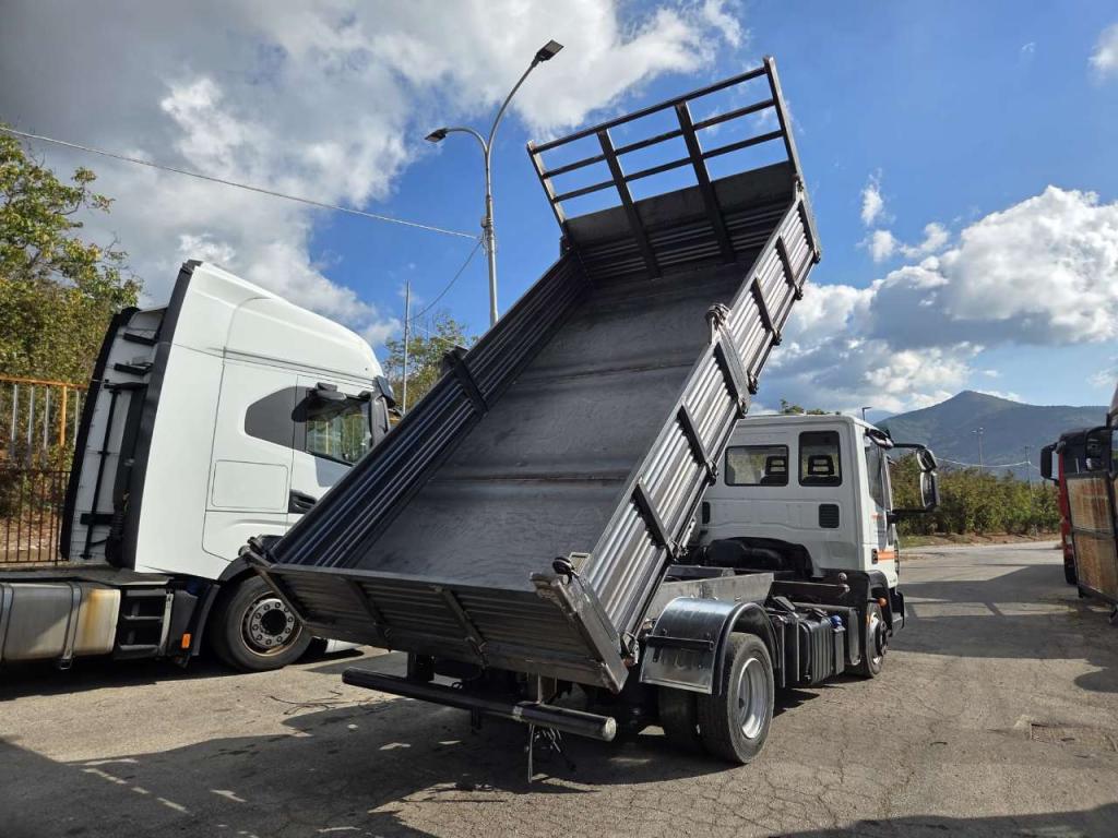 Iveco EUROCARGO CUBE 80E22P Photo 15
