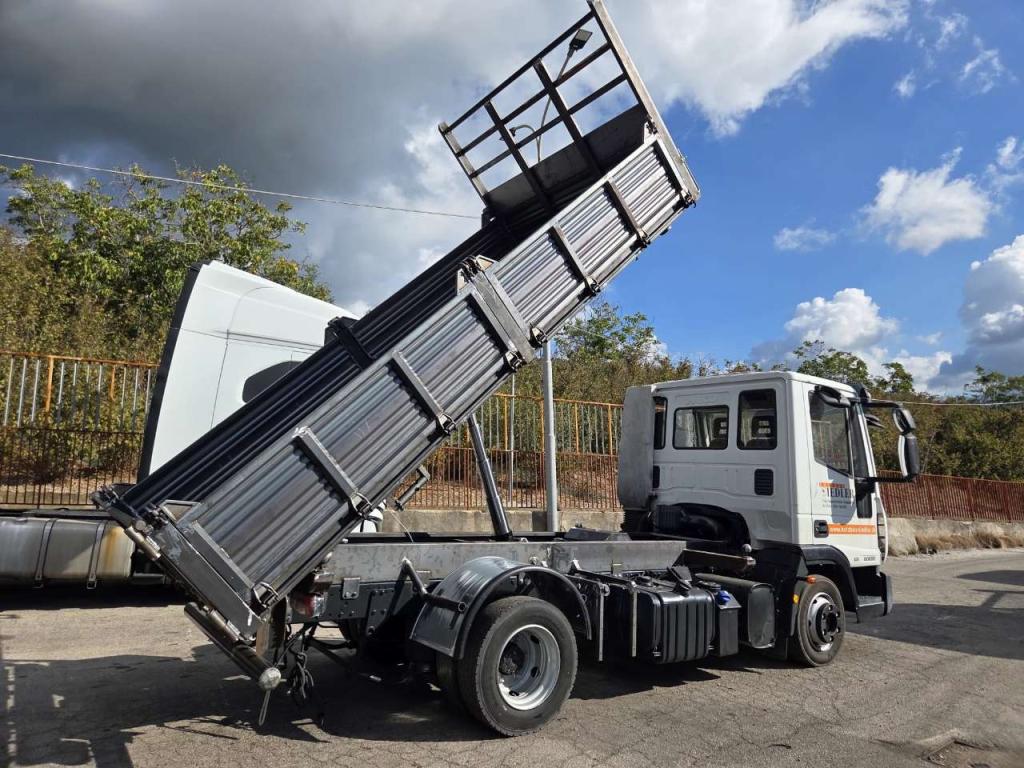 Iveco EUROCARGO CUBE 80E22P Photo 25