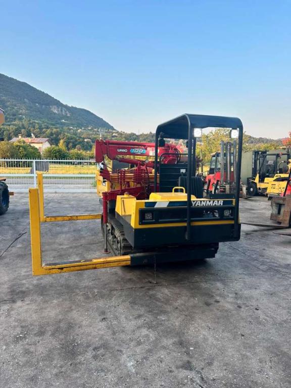 Yanmar C30R Photo 11