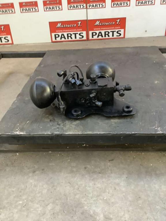 Servo for Hitachi ZW250-6 Photo 1