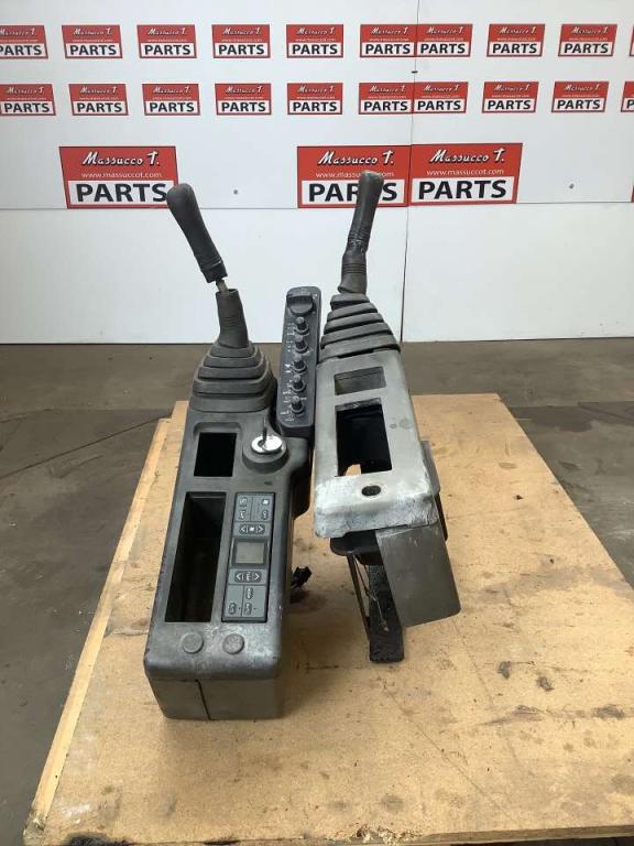 Instrument panel bracket for Hitachi ZX160LC Photo 1