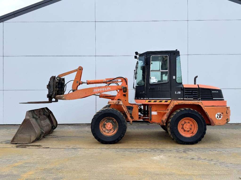 Schaeff ZL110 - Forks + Bucket / Quick Coupler Photo 1