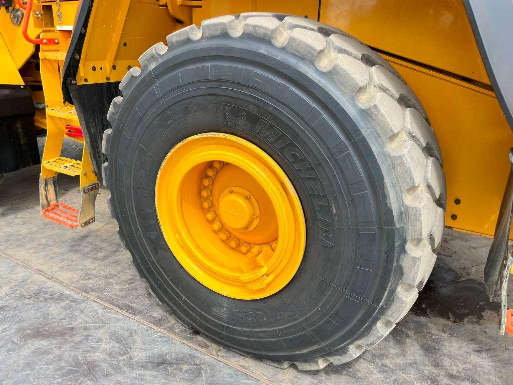 Volvo L180H German Machine / Automatic Greasing / Camera Photo 26
