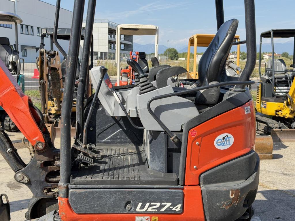 Kubota U27-4 Photo 8
