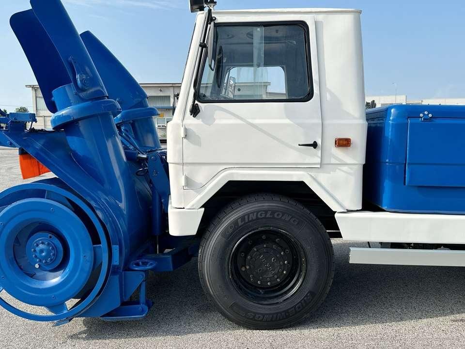 Fresia F60 4X4 Photo 4