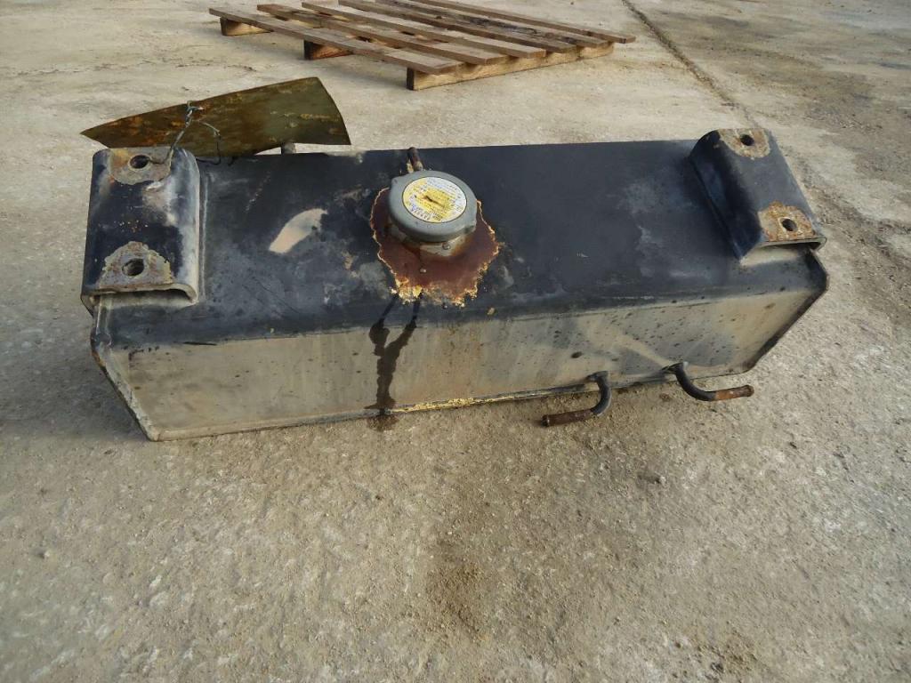 Radiator coolant reservoir for Hitachi ZW310 Photo 3