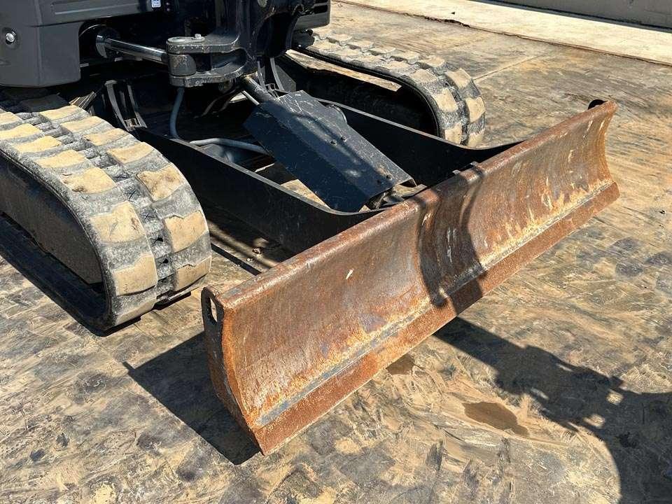 Yanmar VIO50-6B Photo 6