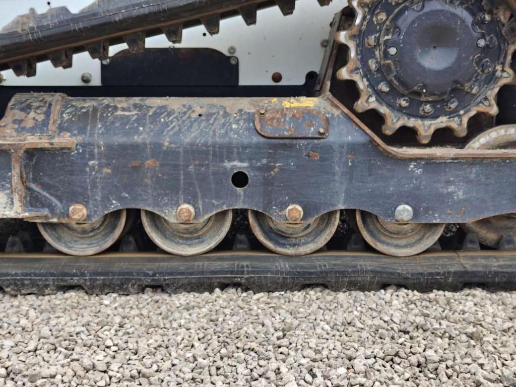 Bobcat T 590 Photo 14