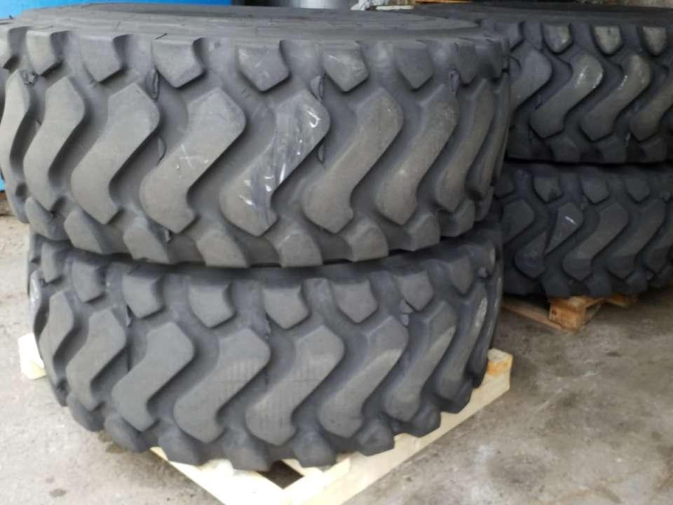 Tire for Michelin 23.5 R 25 Photo 2