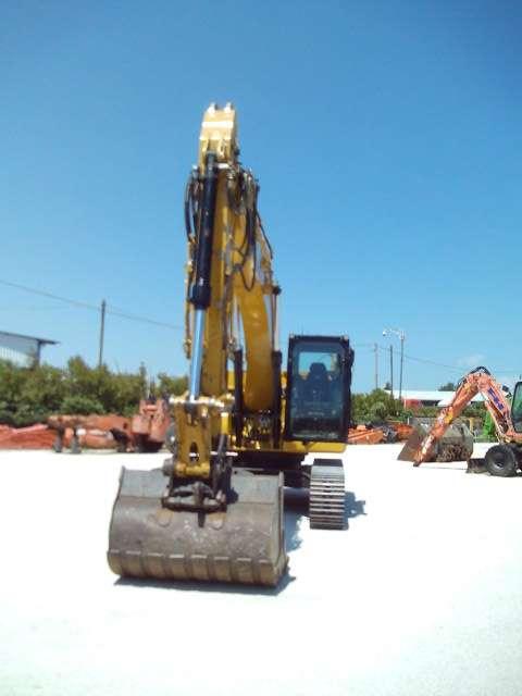 Caterpillar 323 NEXT GENERATION - FULL OPTINAL Photo 4