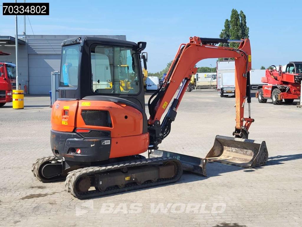 Kubota U36 -4 3 Buckets Photo 8