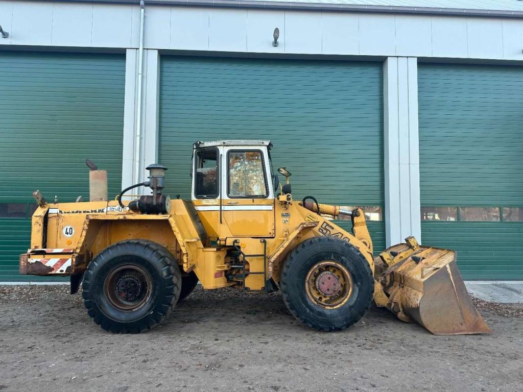 Liebherr L541 Included spare wheels Photo 5