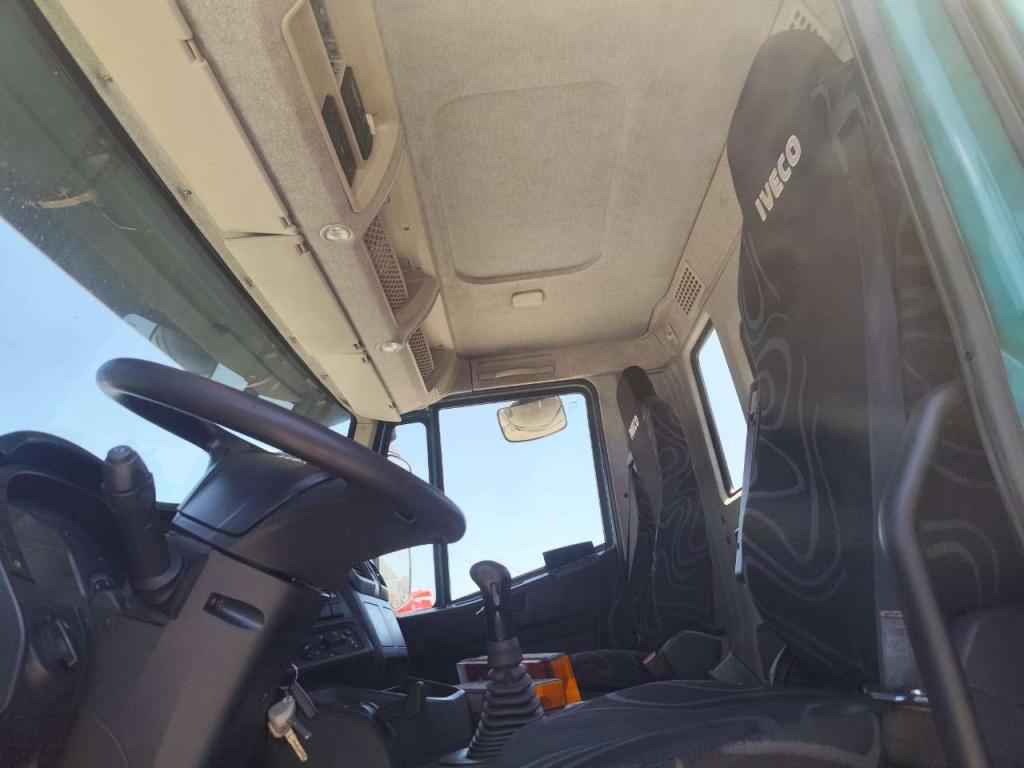 Iveco TRAKKER 190T41 Photo 10