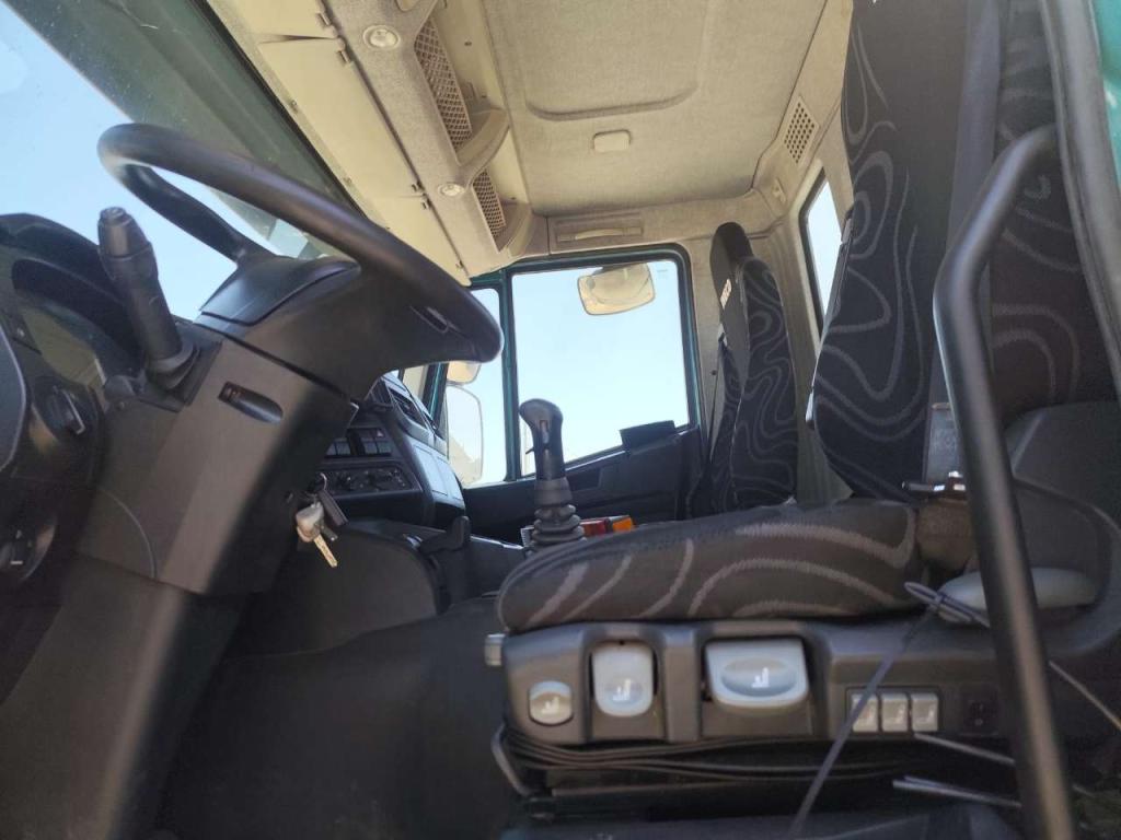 Iveco TRAKKER 190T41 Photo 18