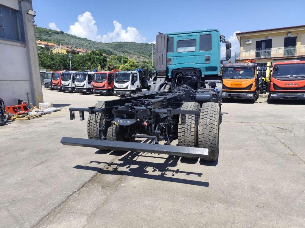 Iveco TRAKKER 190T41 Photo 28