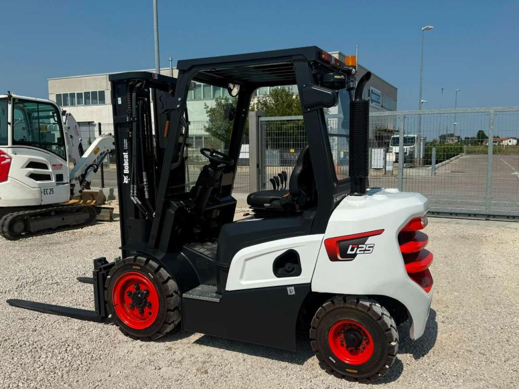 Bobcat D25NXP NUOVO Photo 4