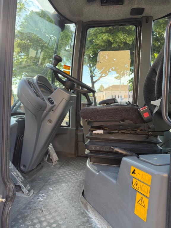 Volvo L 35 GS Photo 12