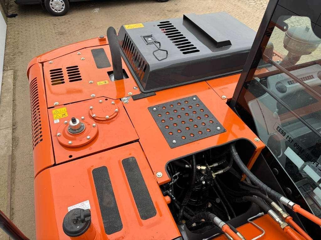Hitachi ZX140H-GI - New / Isuzu Engine Photo 19