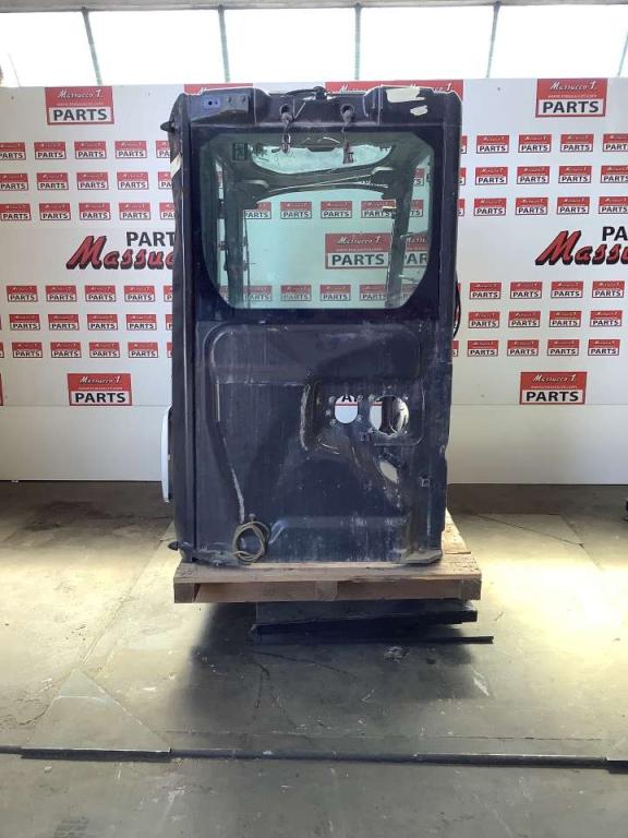 Cab for Hitachi ZX 240 Photo 4