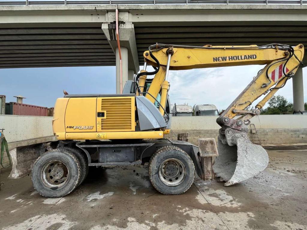 New Holland MH Plus Photo 2