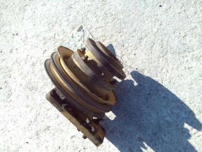 Pulley for Caterpillar 951C - MOTORE 3304 sold by OLM 90 Srl