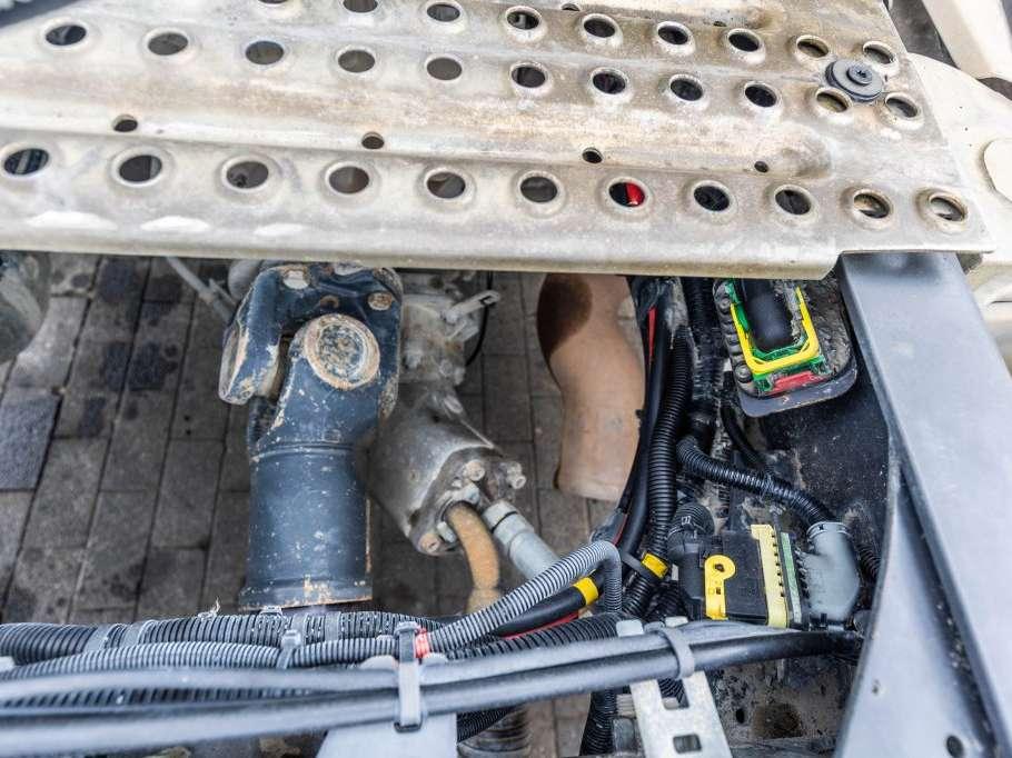 Volvo FMX GLOB 460+HYDR Photo 11