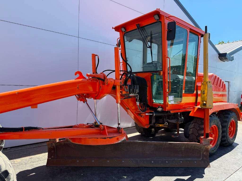 New Holland F106.6A - CE / German Machine / Only 8800 Hours Photo 16