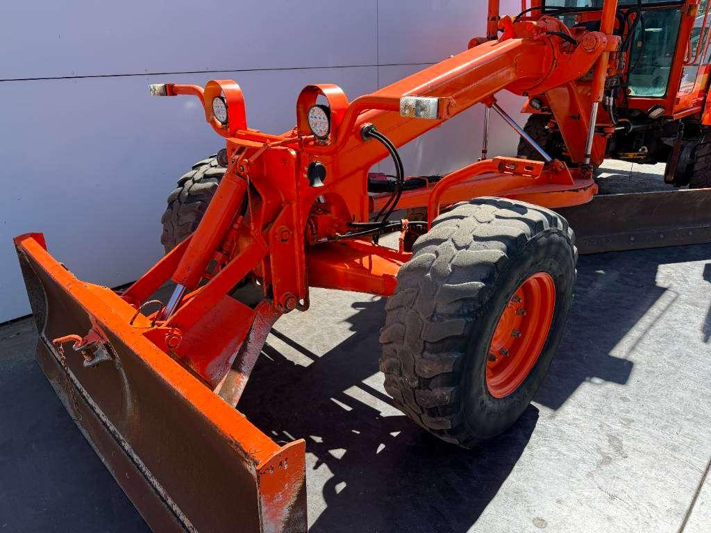 New Holland F106.6A - CE / German Machine / Only 8800 Hours Photo 24