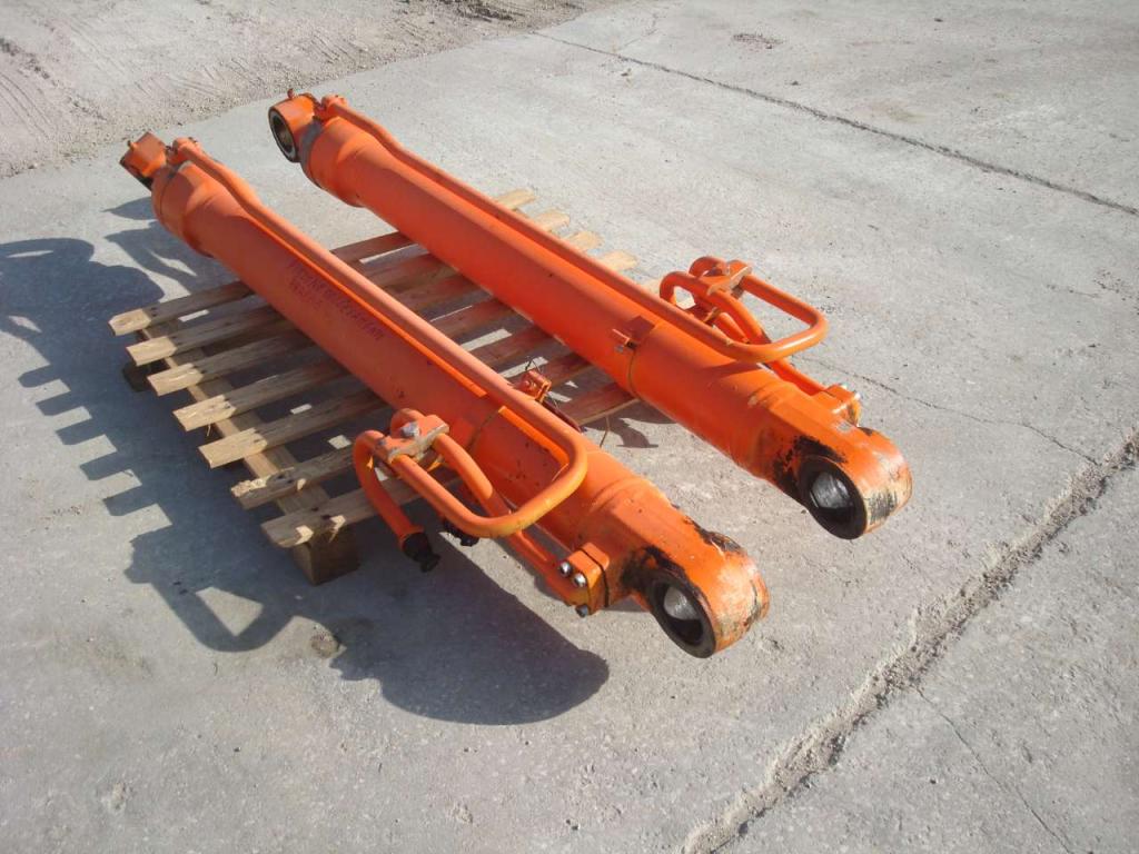Lifting piston for Fiat Hitachi EX 215 Photo 3
