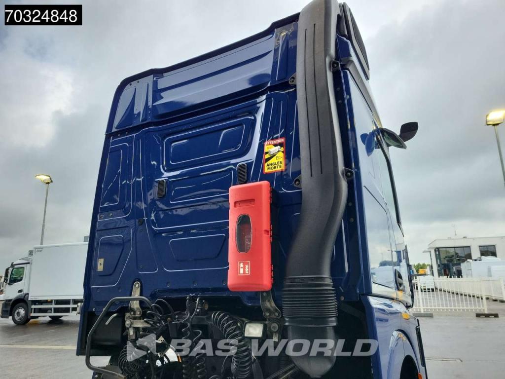 Mercedes-Benz Actros 1846 4X2 BigSpace Retarder PTO Full-Air Alcoa's ACC Photo 11