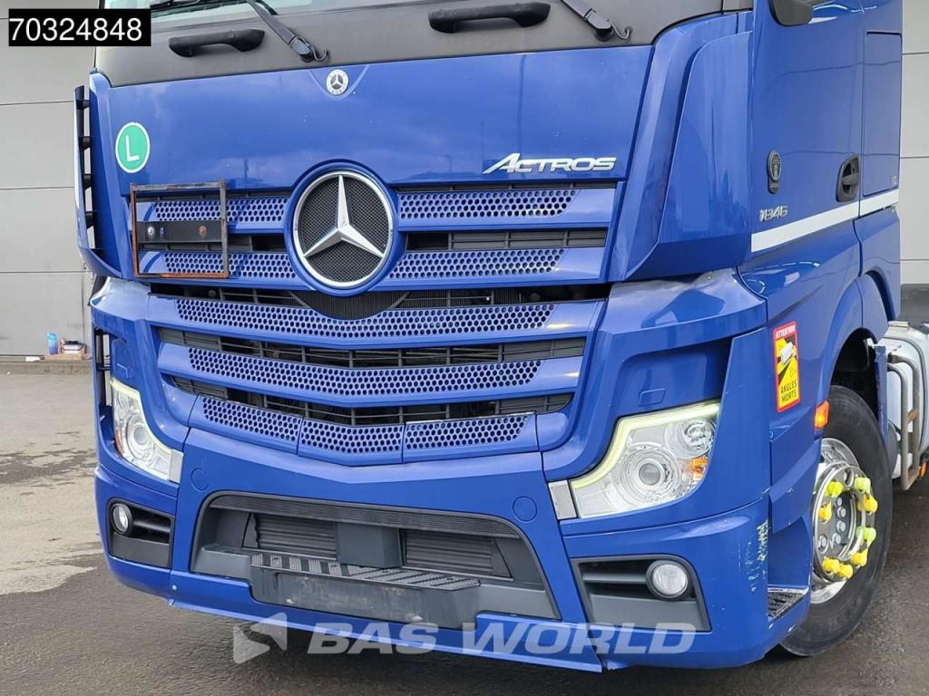 Mercedes-Benz Actros 1846 4X2 BigSpace Retarder PTO Full-Air Alcoa's ACC Photo 6