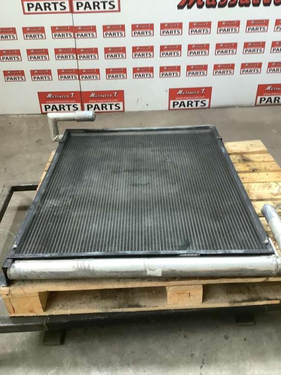 Water radiator for New Holland E 385 Photo 1