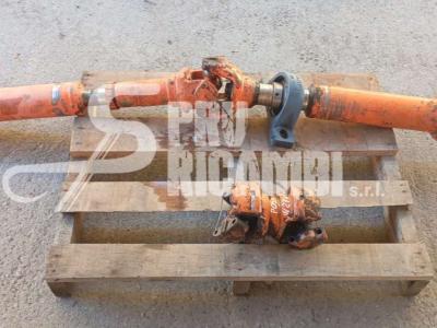Propeller shaft for Fiat Hitachi W 270 sold by PRV Ricambi Srl