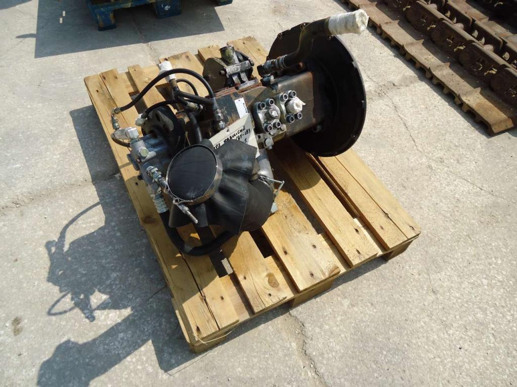 Hydraulic pump for New Holland E385B Photo 1