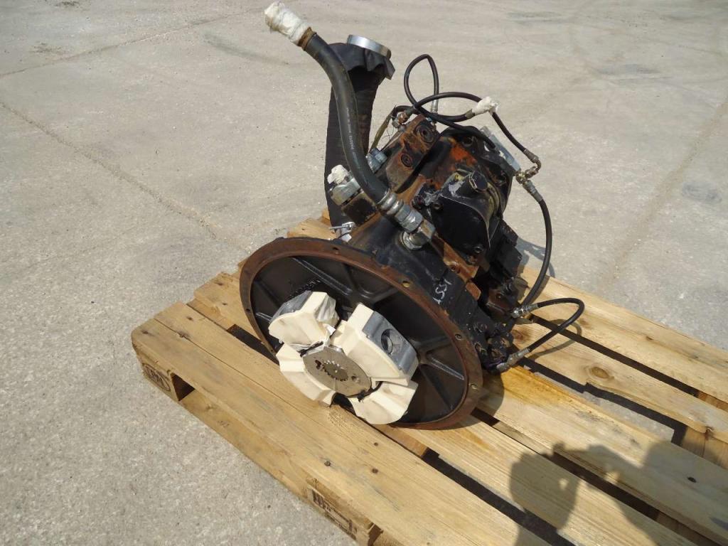 Hydraulic pump for New Holland E385B Photo 5